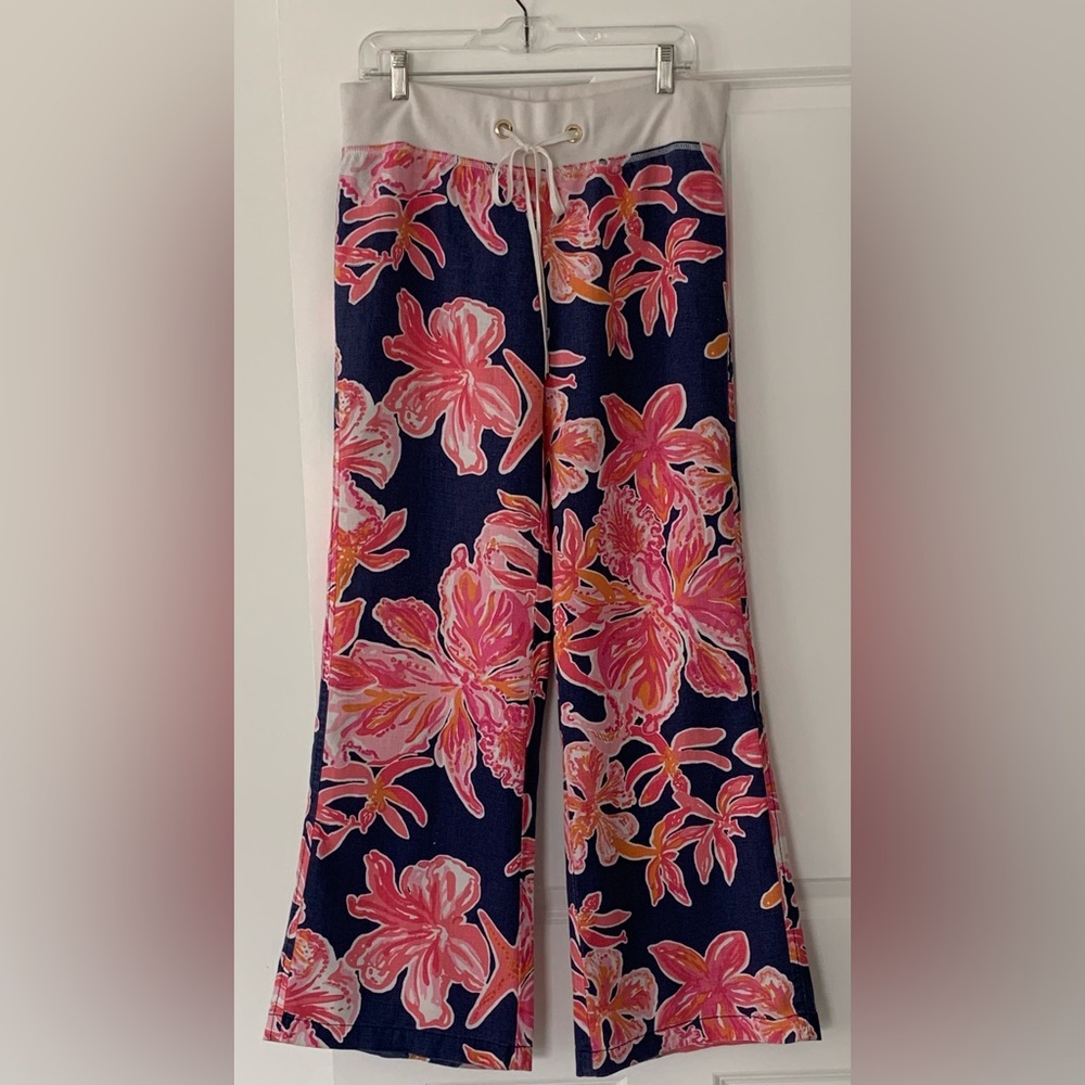 Lilly Pulitzer “The Beach Pant”, size LG. Blue/pink/orange washed linen fabric.